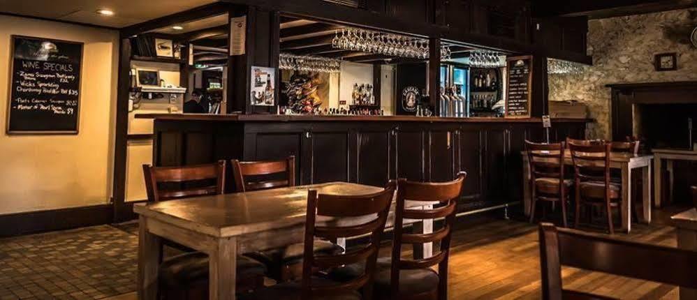 Caledonian Inn Роб Экстерьер фото
